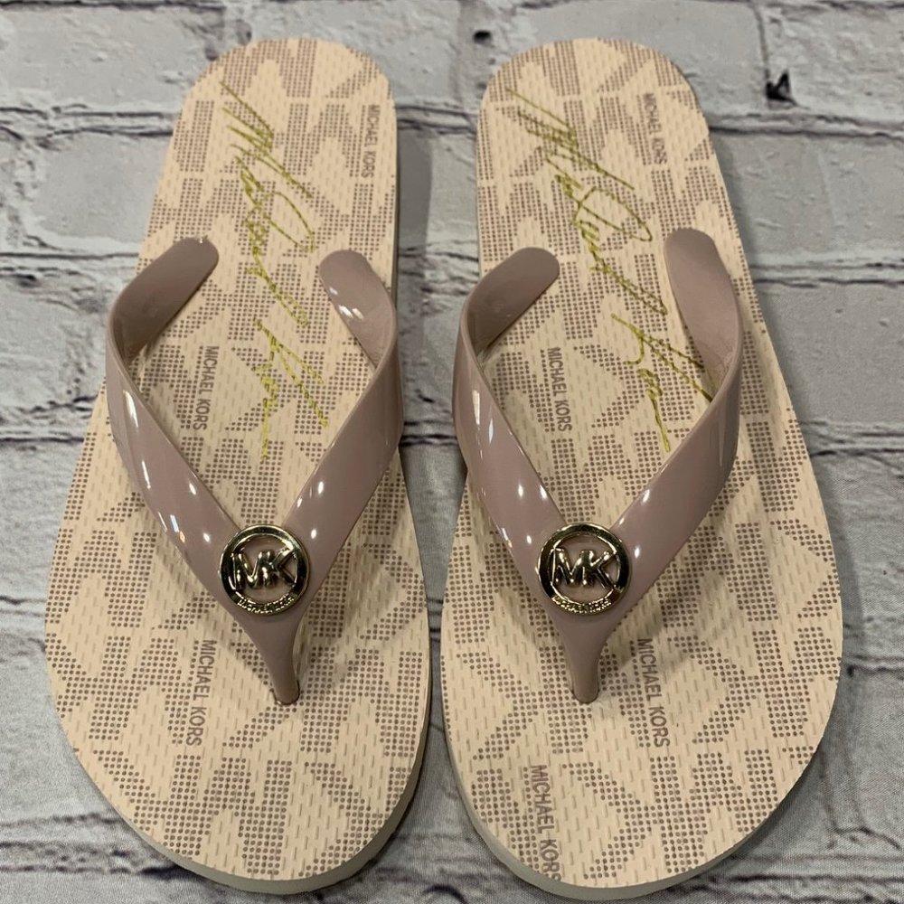 NEW Michael Kors Women's Flip Flops Rose Gold MK Logo Size 7